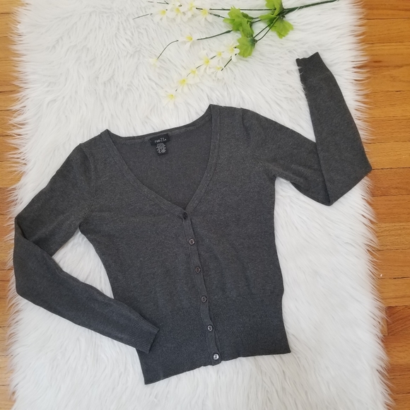 Rue 21 Gray V Neck Cardigan With Button Closure At The Bottom SIZE S. - Picture 1 of 16